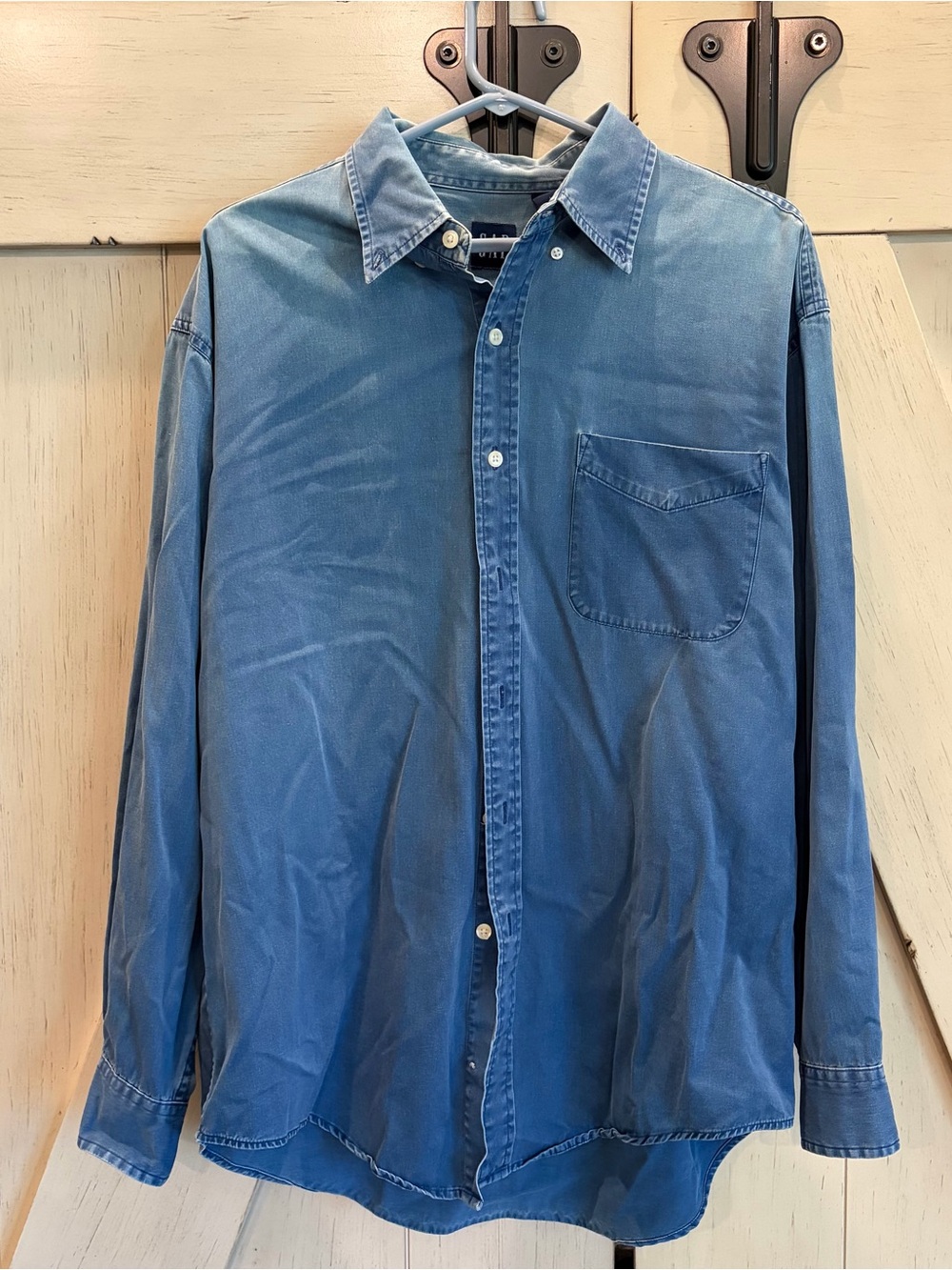 GAP Men's Indigo Blue Button-Down Shirt Size Large